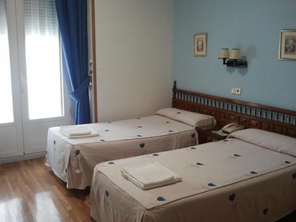 Hostal Biarritz Madrid Rom bilde