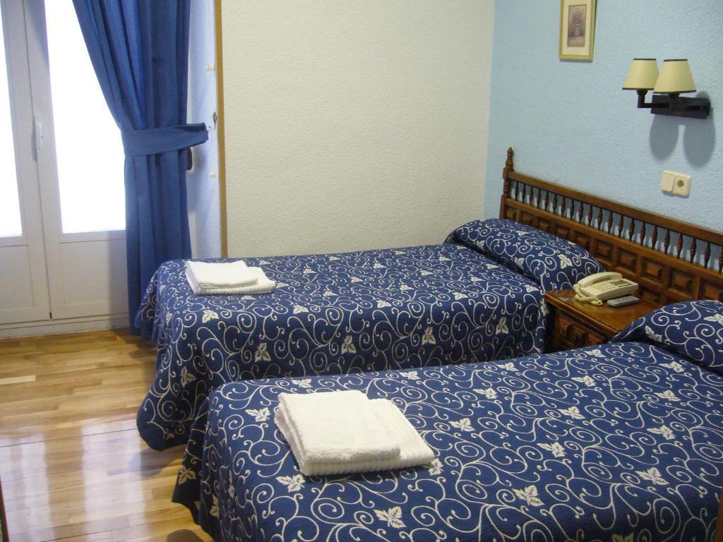 Hostal Biarritz Madrid Rom bilde